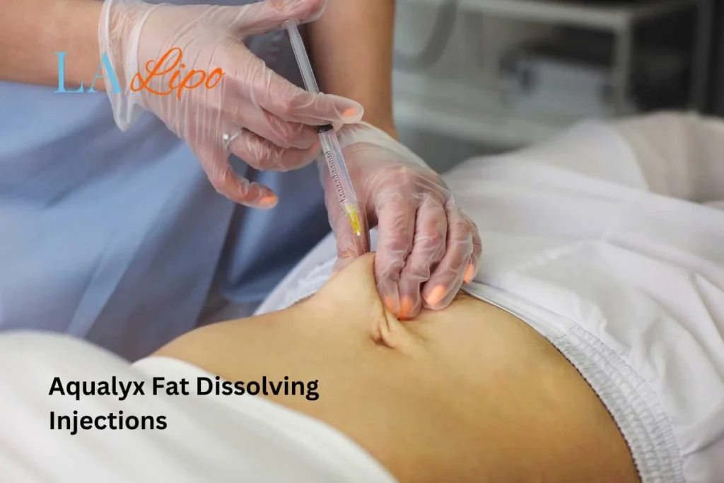 woman having fat dissolving injections Northwood in the stomach
